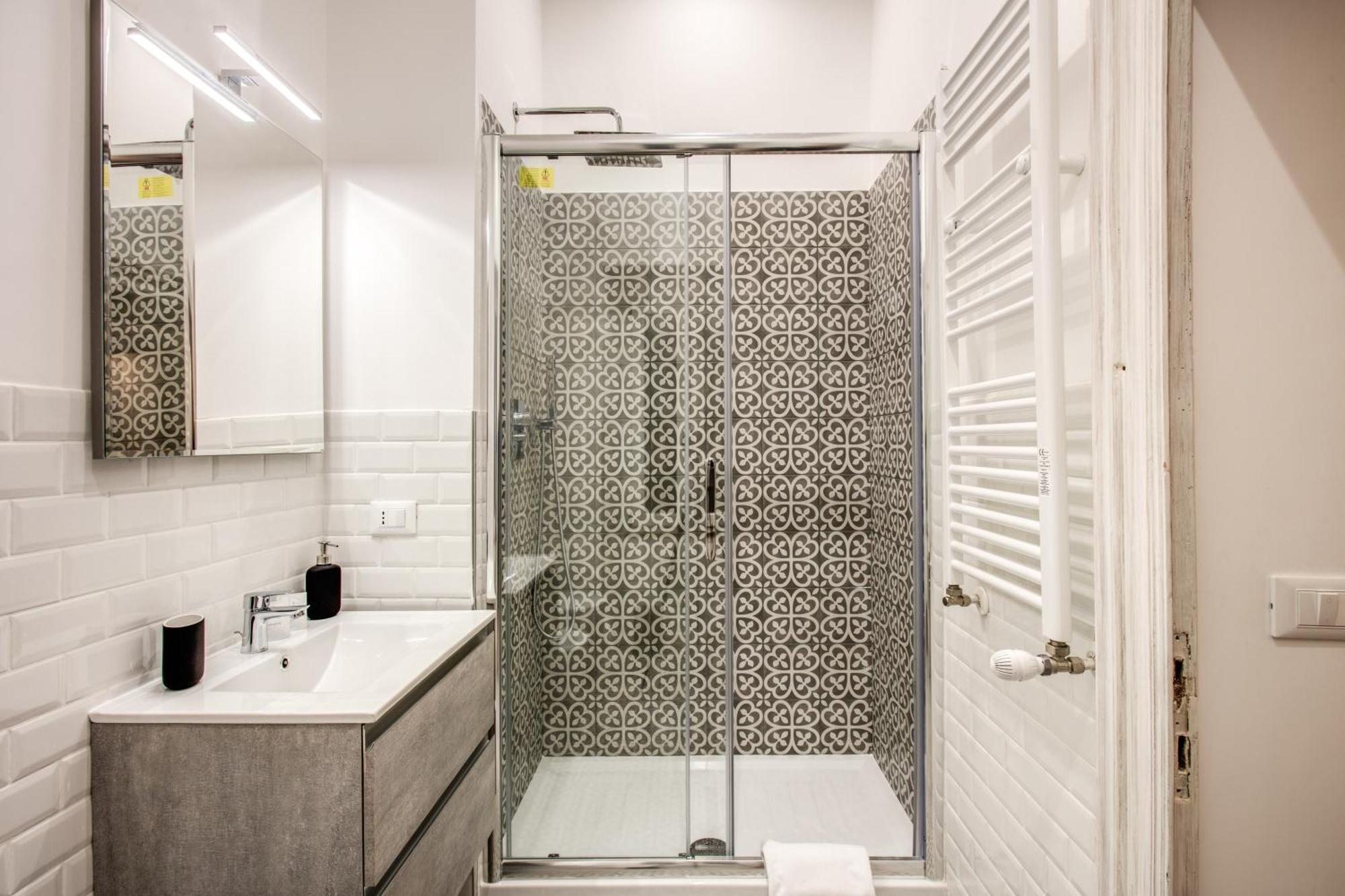 Monti Quiet And Spacious Apartment Рим Экстерьер фото